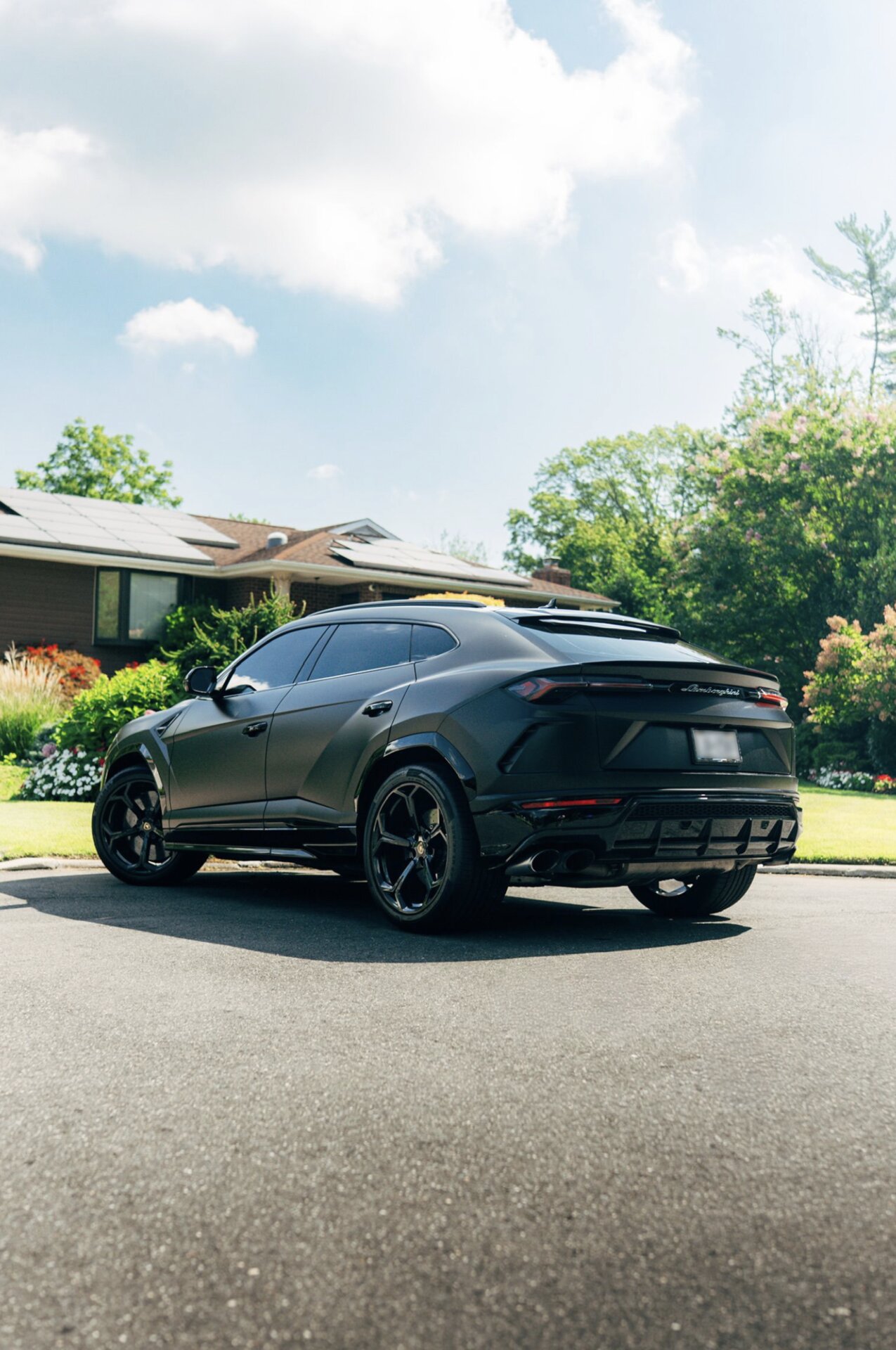 Urus Matte Black