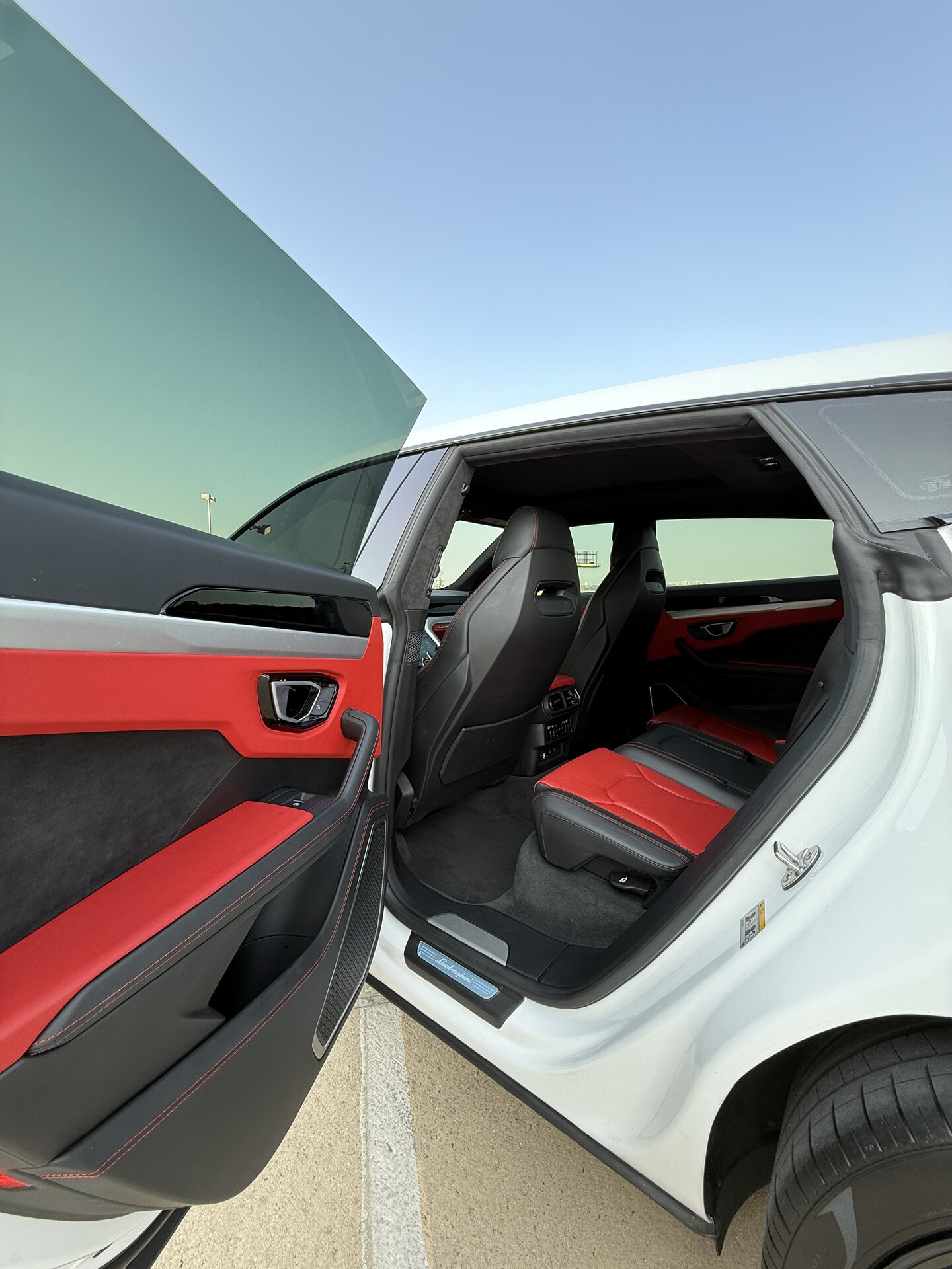 Lamborghini Urus White